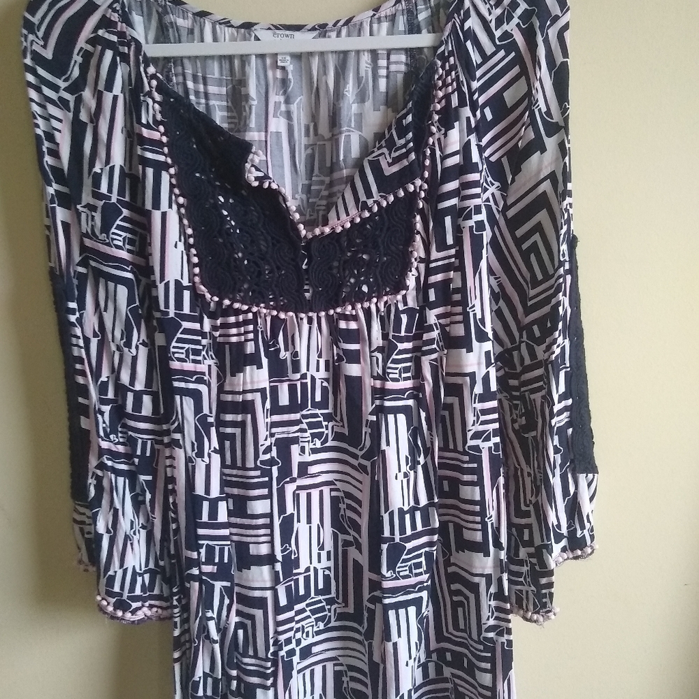 Crown&Ivy Curvy, peasant top, navy, white, baby pink, elephants